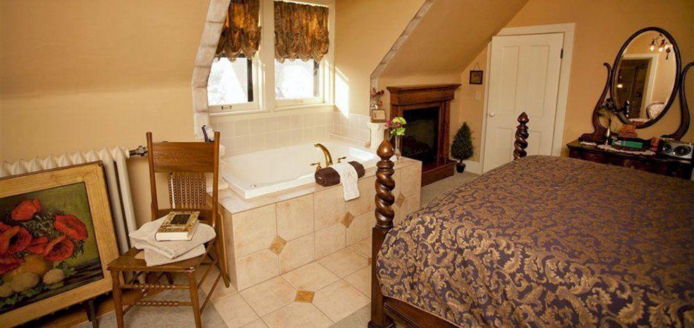 Westphal Mansion Inn Bed & Breakfast Hartford Exteriör bild