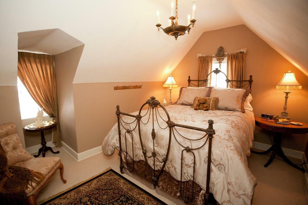Westphal Mansion Inn Bed & Breakfast Hartford Exteriör bild